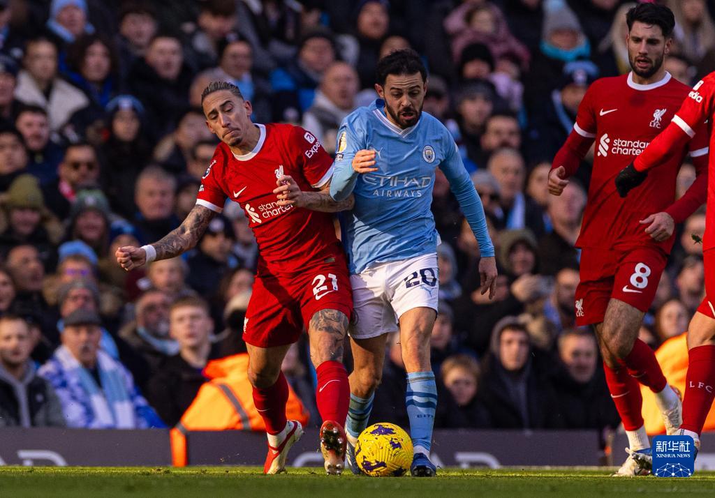 他从弱侧低 他从弱侧低